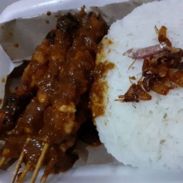 Sate Ayam Dapoer Han